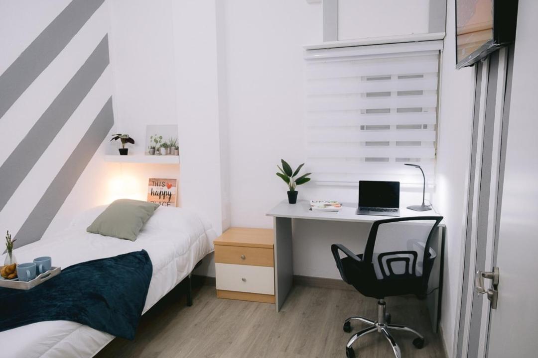 Piso Compartido Delyrent, Renfe 호텔 하엔 외부 사진