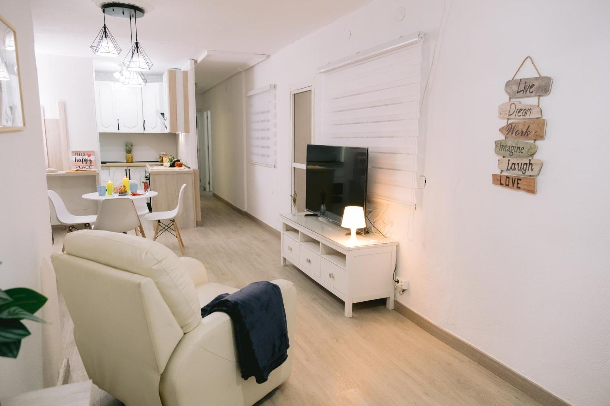 Piso Compartido Delyrent, Renfe 호텔 하엔 외부 사진
